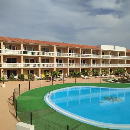 Carolina With Pool And Balcony! Apartment